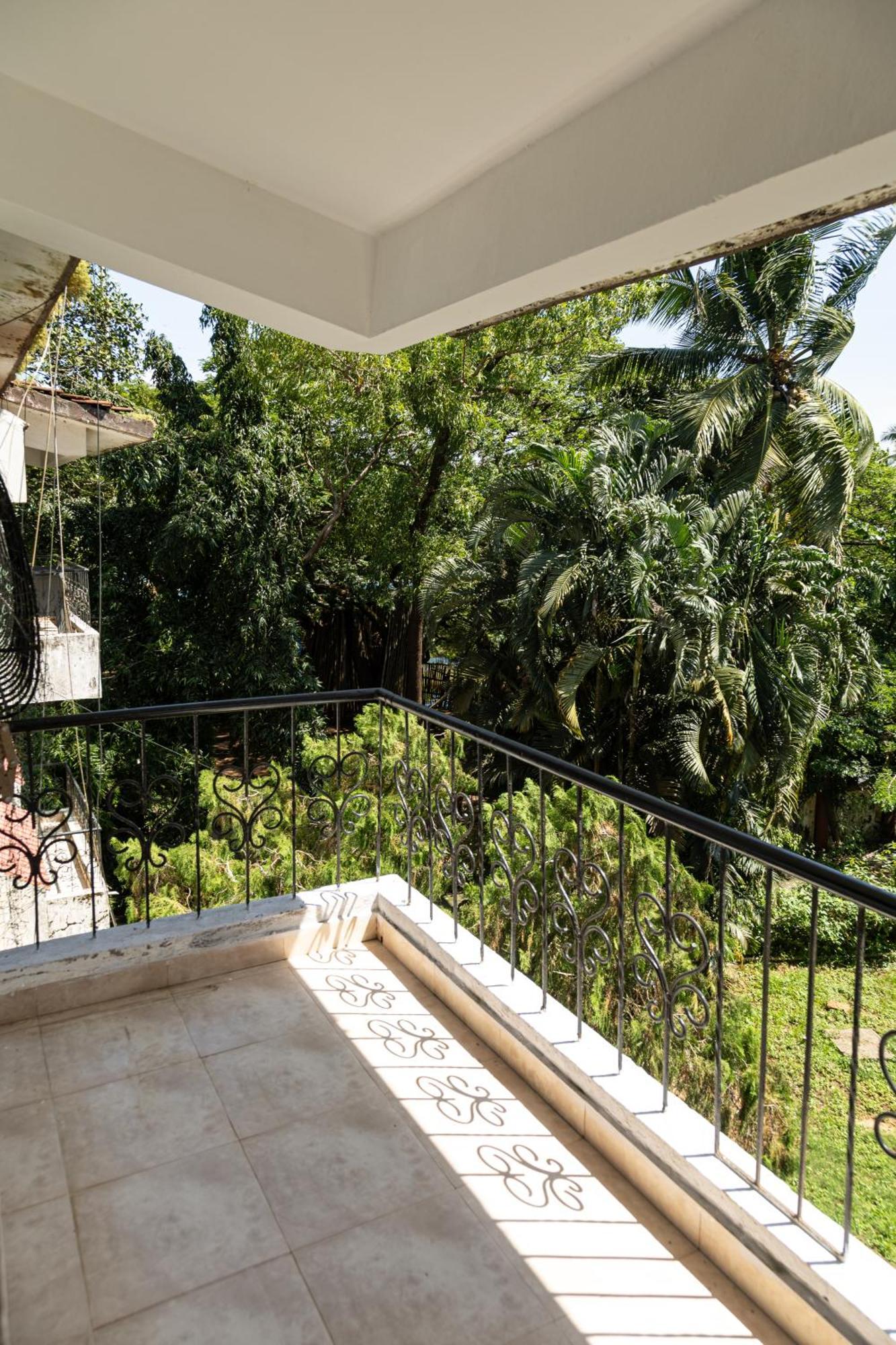 Bbn Serviced Apartment Calangute Zimmer foto