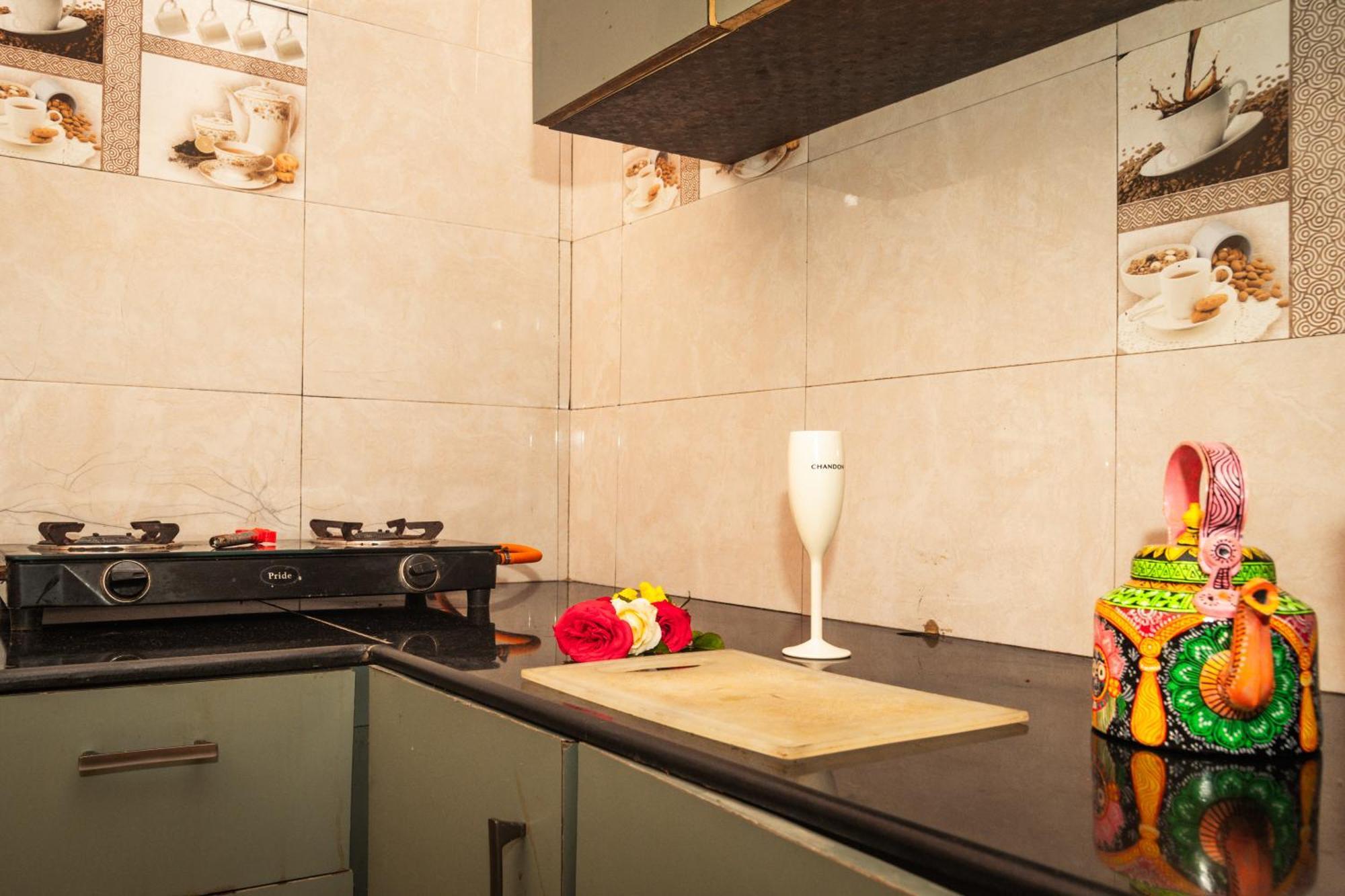 Bbn Serviced Apartment Calangute Zimmer foto